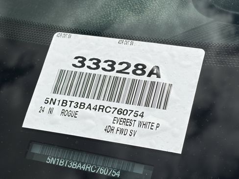 Used 2024 Nissan Rogue SV FWD image 34