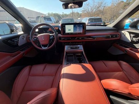 New 2026 Lincoln Aviator Reserve image 11