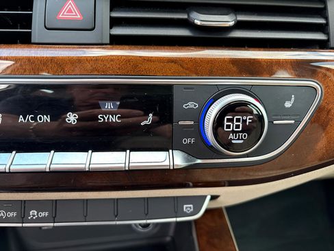 Used 2018 Audi A4 2.0T Premium w/ Convenience Package image 26