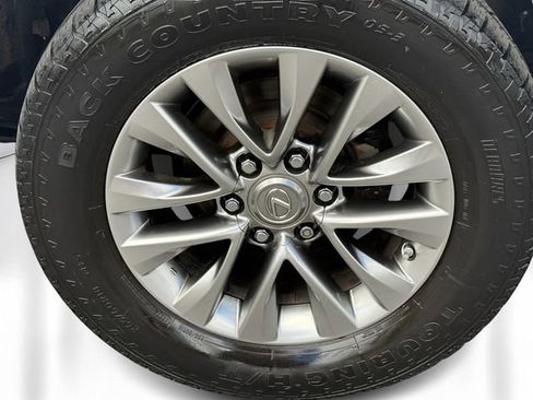 Used 2015 Lexus GX 460 Luxury AWD/4WD image 10