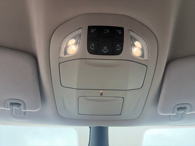 Used 2024 Chrysler Pacifica Touring-L FWD image 58