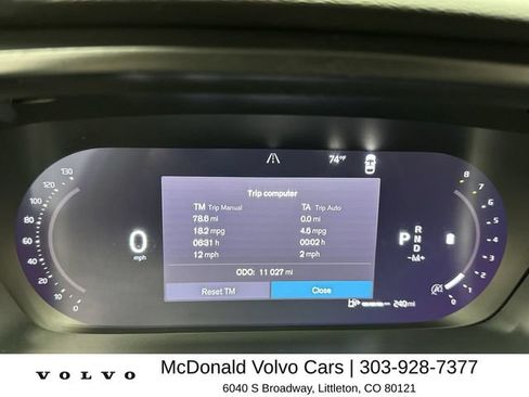 Certified 2024 Volvo XC40 B5 Plus w/ Protection Package Premier AWD/4WD image 15