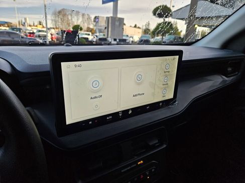 Used 2025 Ford Maverick XL w/ 4K Tow Package image 22