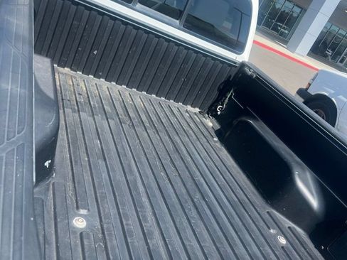 Used 2015 Toyota Tacoma PreRunner w/ TRD Sport Package RWD image 6
