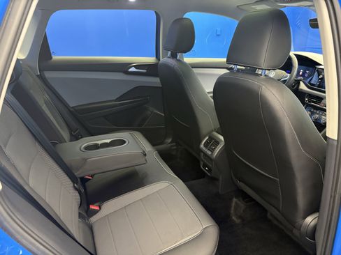 Used 2023 Volkswagen Taos SE image 25