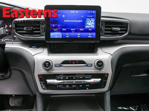 Used 2023 Ford Explorer XLT w/ Equipment Group 202A image 12