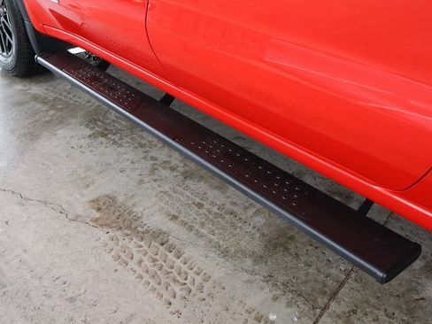 Used 2022 GMC Sierra 1500 Elevation image 12