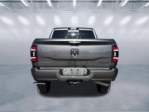 Used 2023 RAM 2500 Laramie w/ Night Edition image 5