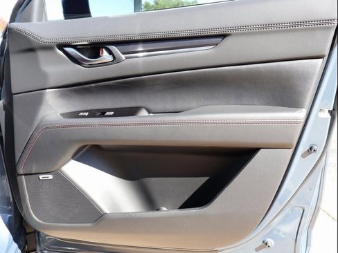 New 2025 MAZDA CX-5 Carbon Edition image 9