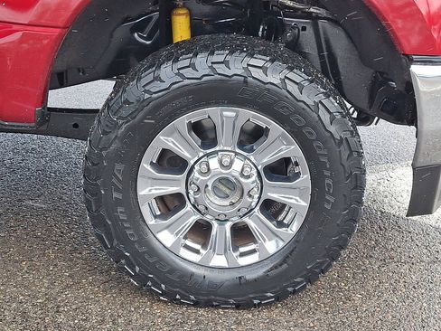 Used 2019 Ford F250 XLT w/ XLT Premium Package image 8