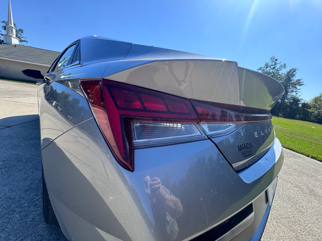 Used 2025 Hyundai Elantra SEL FWD image 18