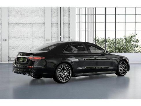 Certified 2023 Mercedes-Benz S 500 4MATIC image 19