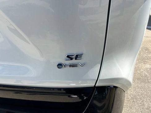 Used 2025 Toyota RAV4 SE w/ Weather Package AWD/4WD image 5
