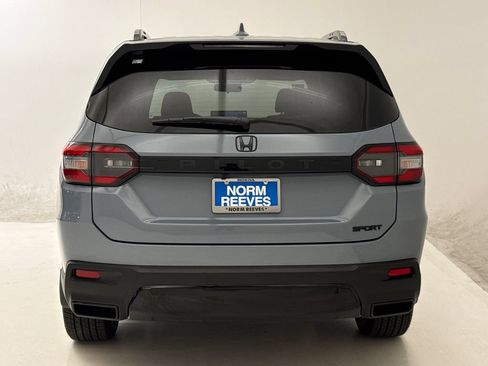 New 2026 Honda Pilot Sport image 8