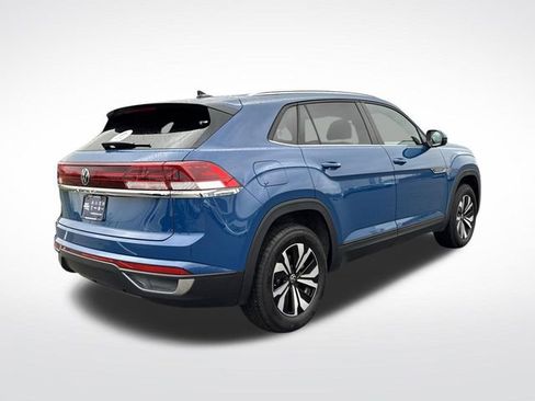 Used 2025 Volkswagen Atlas Cross Sport SE FWD image 8