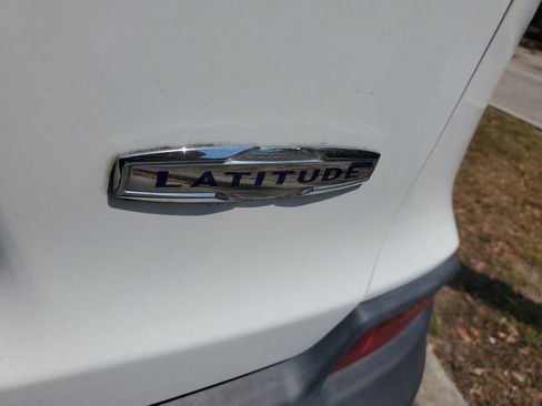 Used 2020 Jeep Cherokee Latitude image 7