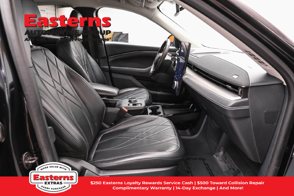 Used 2022 Ford Mustang Mach-E Select AWD/4WD image 25