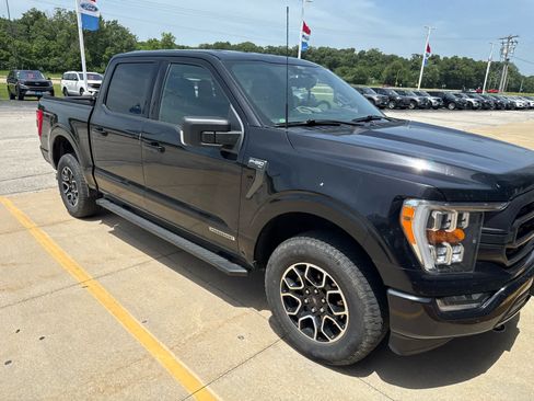 Used 2022 Ford F150 XLT w/ Equipment Group 302A High AWD/4WD image 3