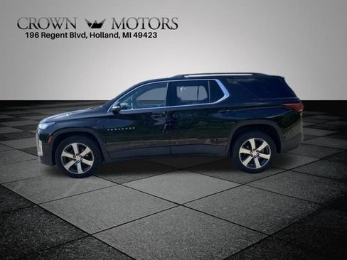 Used 2023 Chevrolet Traverse LT w/ LT Premium Package AWD/4WD image 10