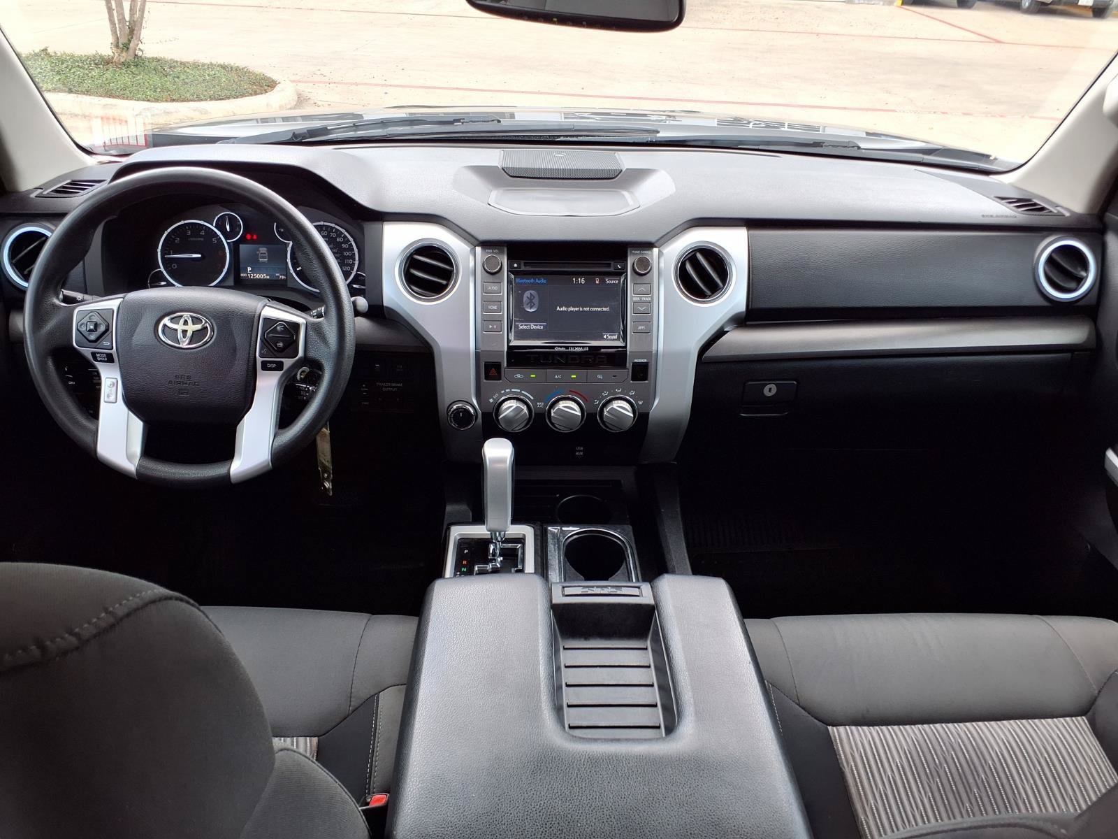 Used 2017 Toyota Tundra SR5 w/ SR5 Upgrade Package AWD/4WD image 11