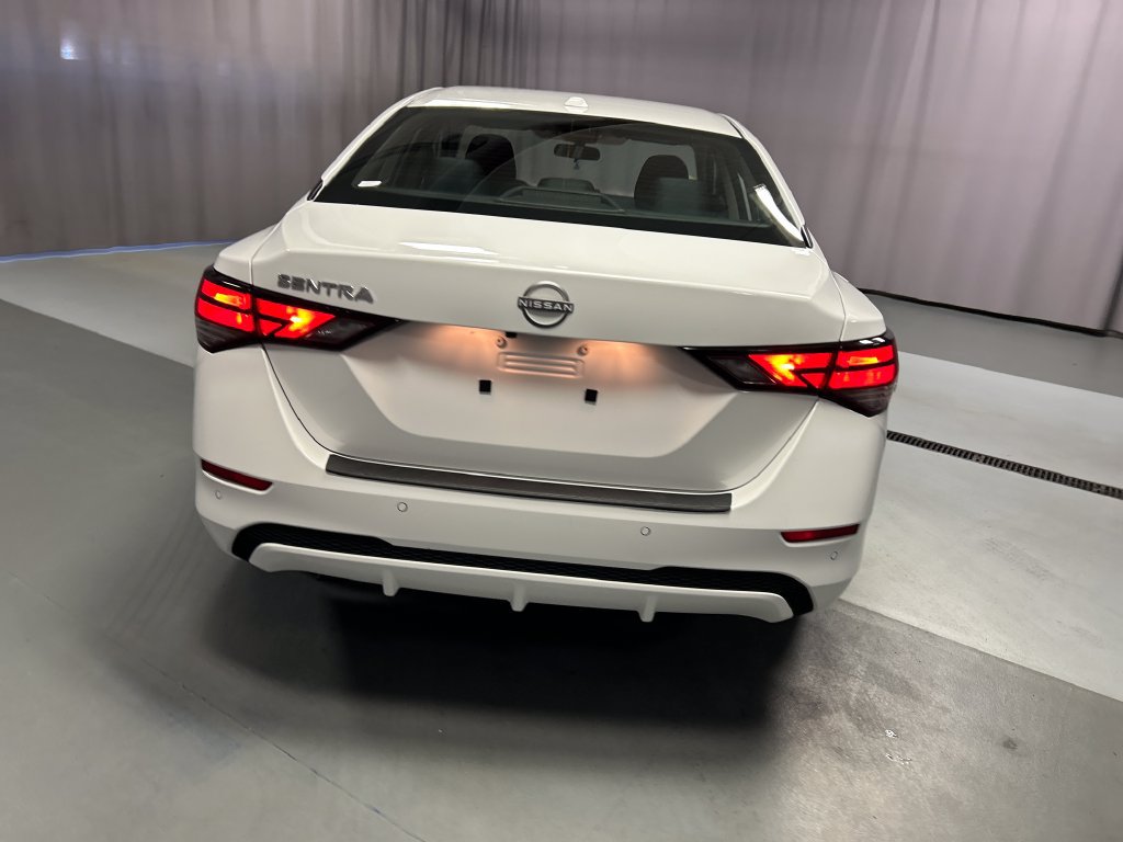 Used 2025 Nissan Sentra SV FWD image 6