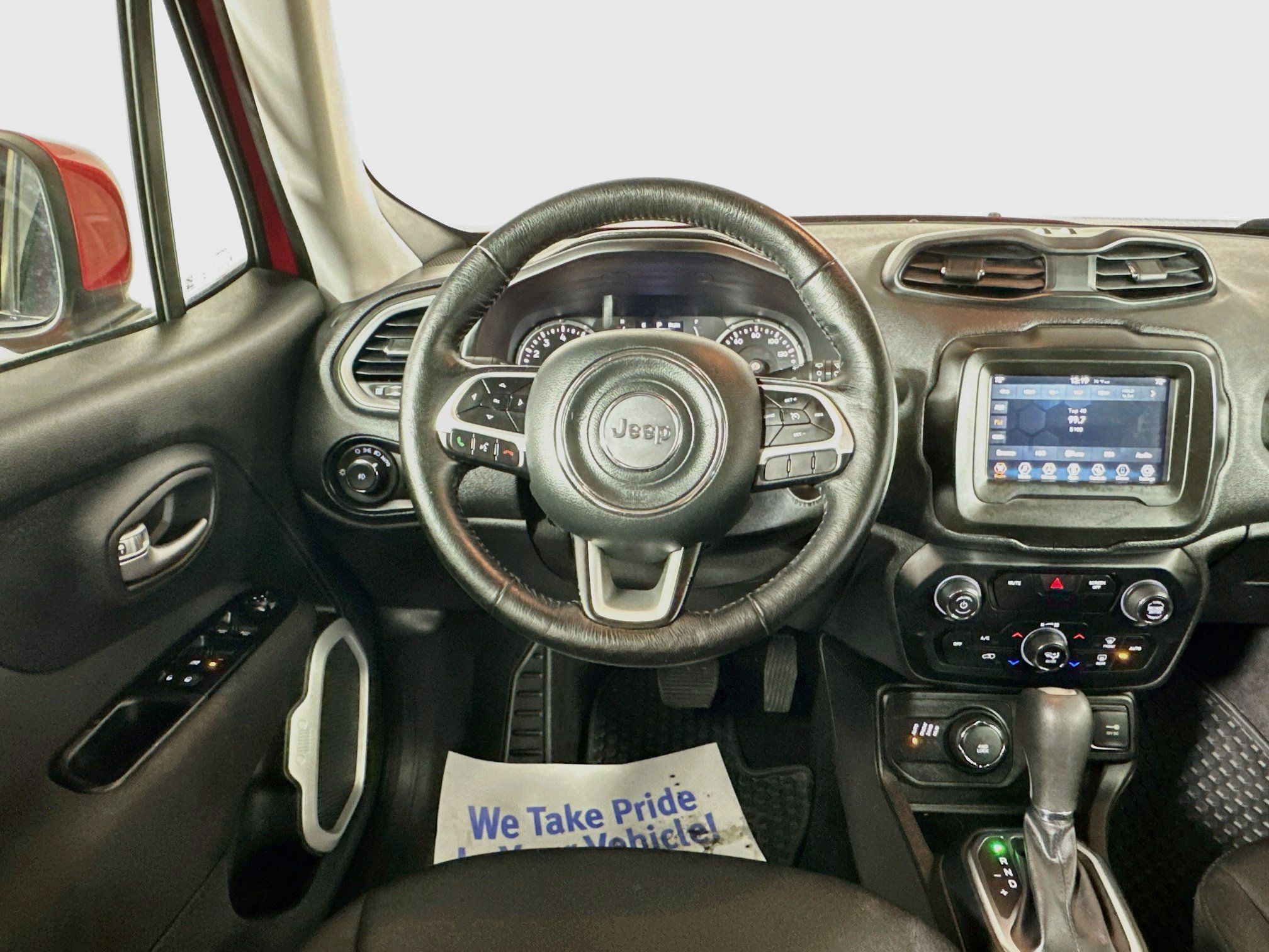 Used 2020 Jeep Renegade Latitude w/ Cold Weather Group AWD/4WD image 20