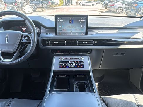 Used 2020 Lincoln Aviator Reserve w/ Equipment Group 202A image 18