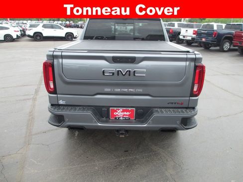 Used 2021 GMC Sierra 1500 AT4 w/ AT4 Premium Package AWD/4WD image 9