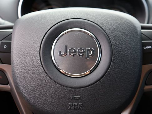 Used 2022 Jeep Cherokee Latitude Lux AWD/4WD image 26