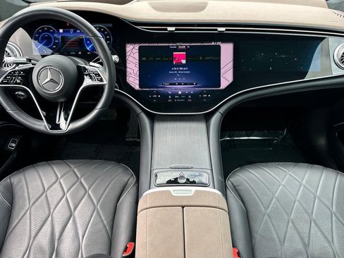 Certified 2023 Mercedes-Benz EQS 580 4MATIC Sedan image 17