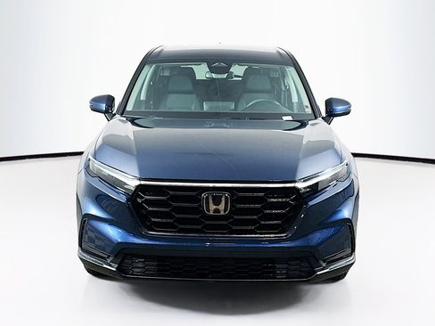Used 2025 Honda CR-V LX image 2