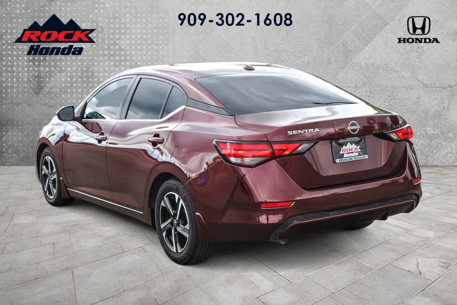 Used 2025 Nissan Sentra SV FWD image 6