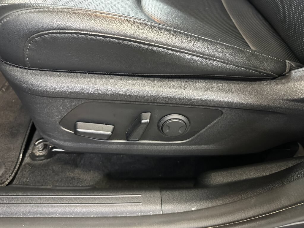 Used 2023 Kia Sportage EX FWD image 6