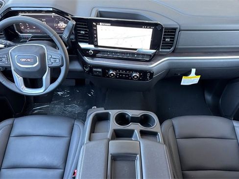 New 2026 GMC Sierra 1500 SLT w/ Max Trailering Package image 15