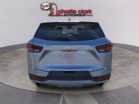Used 2025 Chevrolet Blazer LT image 5