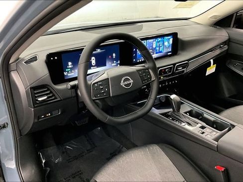 New 2026 Nissan Sentra SV w/ SV Convenience Package FWD image 11