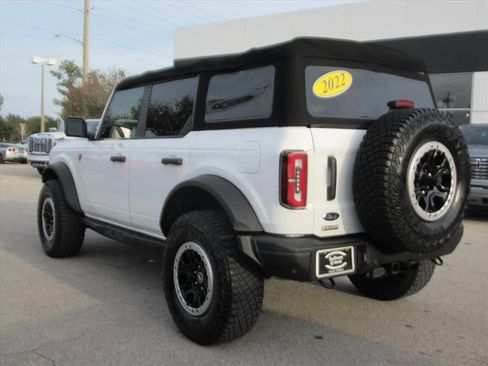 Used 2022 Ford Bronco Badlands w/ Sasquatch Package image 4