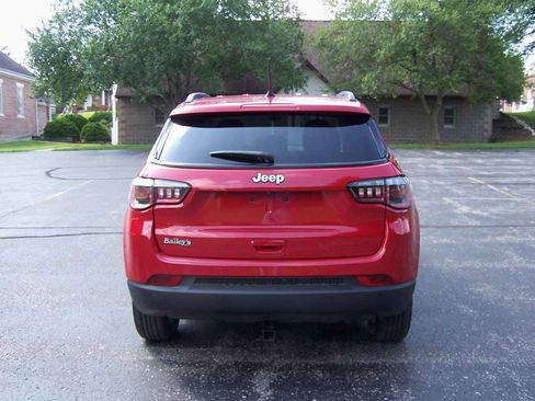 Used 2018 Jeep Compass Sport w/ Tech Group image 4