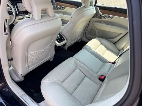 Used 2017 Volvo S90 T6 Inscription w/ Vision Package AWD/4WD image 19