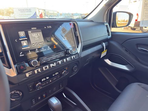 New 2026 Nissan Frontier SV w/ SV Convenience Package image 21