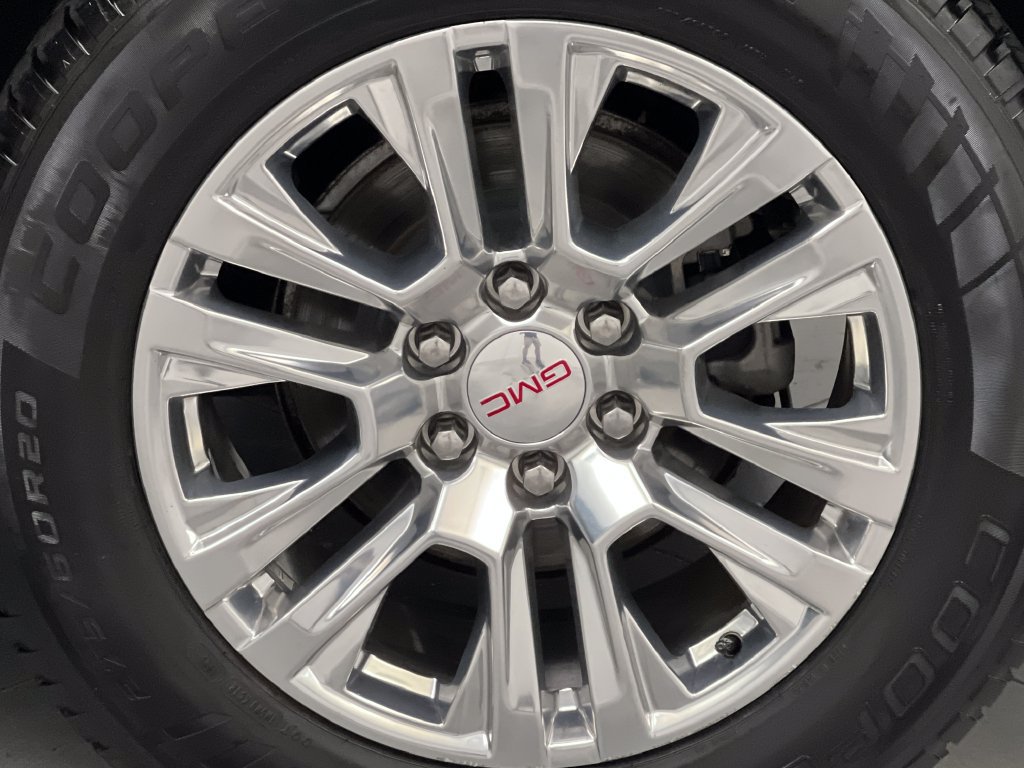 Used 2021 GMC Yukon XL Denali AWD/4WD image 74