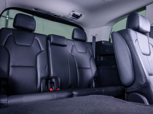 Used 2021 Kia Telluride EX w/ EX Premium Package image 12