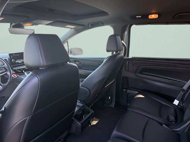 Used 2025 Honda Odyssey Sport-L image 8