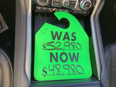 Used 2021 GMC Yukon XL Denali w/ Denali Premium Package image 52