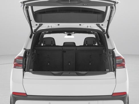 Used 2023 BMW X5 sDrive40i w/ M Sport Package RWD image 36