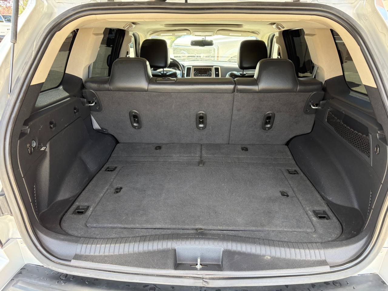 Used 2008 Jeep Grand Cherokee Laredo AWD/4WD image 6