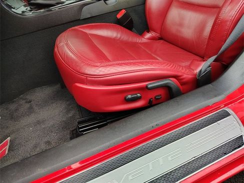 Used 2012 Chevrolet Corvette Grand Sport w/ 3LT Preferred Equipment Group image 16