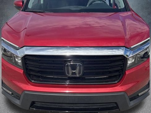Used 2023 Honda Ridgeline RTL-E image 2