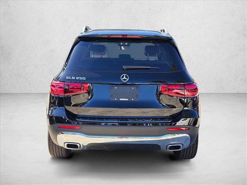Used 2026 Mercedes-Benz GLB 250 image 7