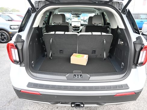 New 2026 Ford Explorer Active w/ Active Comfort Package image 6